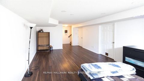 Photo 6 at 39 Chesapeake Crescent, Nepean (Cedargrove/Fraserdale), Ottawa