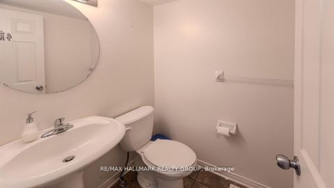 Photo 8 at 39 Chesapeake Crescent, Nepean (Cedargrove/Fraserdale), Ottawa