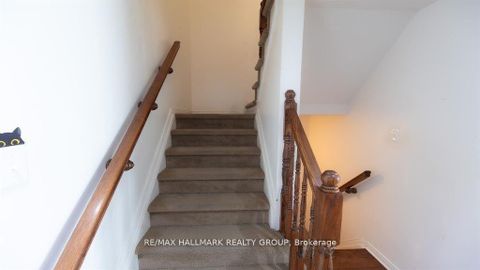 Photo 9 at 39 Chesapeake Crescent, Nepean (Cedargrove/Fraserdale), Ottawa
