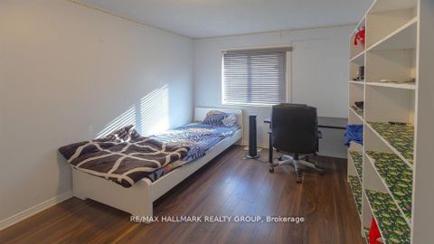 Photo 13 at 39 Chesapeake Crescent, Nepean (Cedargrove/Fraserdale), Ottawa
