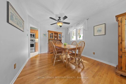 Photo 6 at 30 Biscayne Crescent, Nepean (Borden Farm/Stewart Farm/Carleton Heights/Parkwood Hills), Ottawa