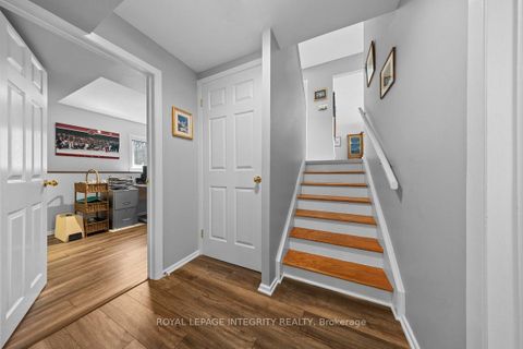 Photo 18 at 30 Biscayne Crescent, Nepean (Borden Farm/Stewart Farm/Carleton Heights/Parkwood Hills), Ottawa