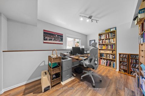 Photo 24 at 30 Biscayne Crescent, Nepean (Borden Farm/Stewart Farm/Carleton Heights/Parkwood Hills), Ottawa