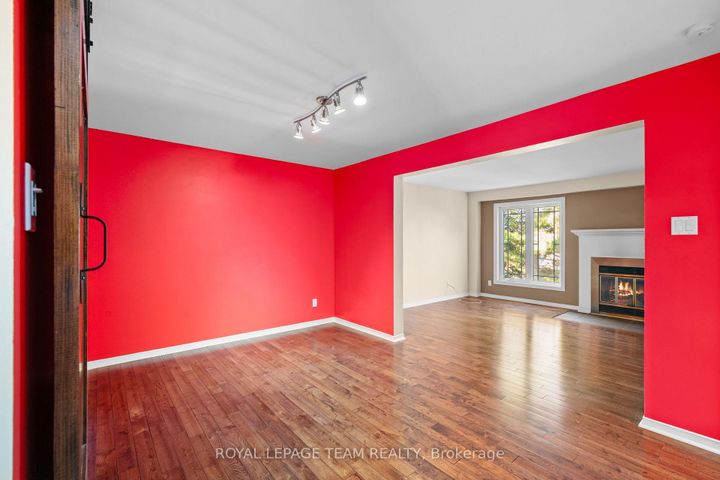 Photo 7 at 8 Mannington Court, Nepean (Cedargrove/Fraserdale), Ottawa