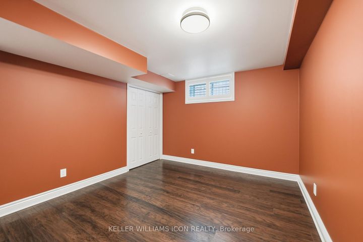 Photo 33 at 246 Madhu Crescent, Nepean (Mooneys Bay), Ottawa