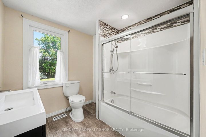 Photo 15 at 5410 Old Richmond Road, Nepean (Fallowfield), Ottawa