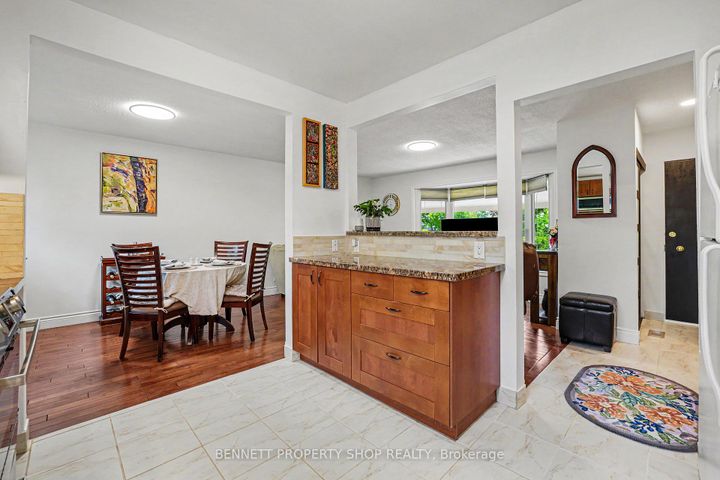 Photo 10 at 2736 Stone Crescent, Nepean (Redwood Park), Ottawa