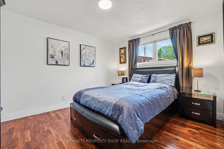 Photo 12 at 2736 Stone Crescent, Nepean (Redwood Park), Ottawa