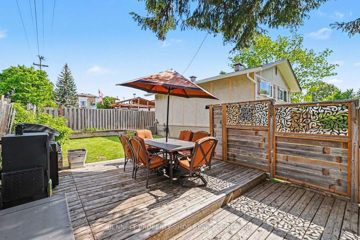 Photo 22 at 2736 Stone Crescent, Nepean (Redwood Park), Ottawa