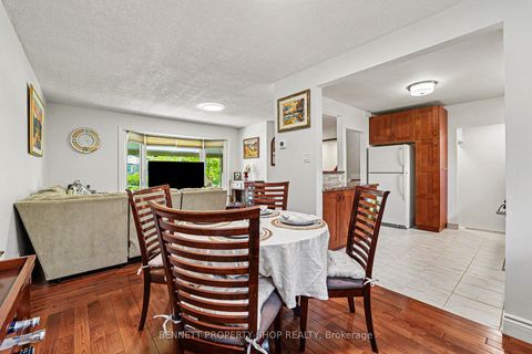 Photo 6 at 2736 Stone Crescent, Nepean (Redwood Park), Ottawa
