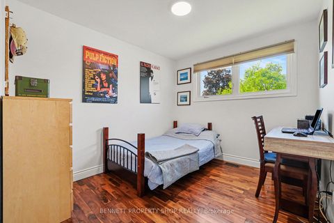 Photo 15 at 2736 Stone Crescent, Nepean (Redwood Park), Ottawa