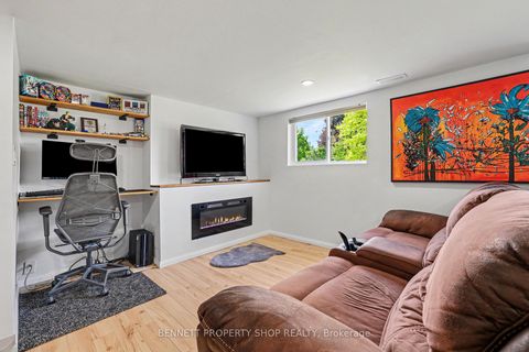 Photo 18 at 2736 Stone Crescent, Nepean (Redwood Park), Ottawa