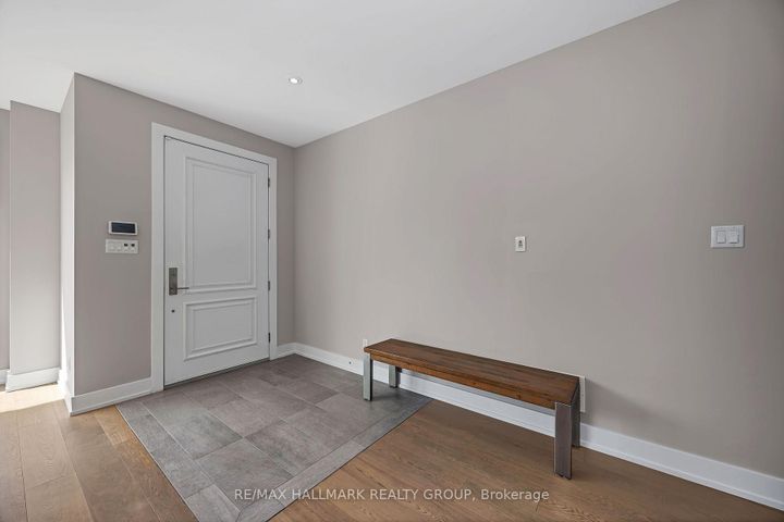 Photo 5 at 88 Withrow Avenue, Nepean (Meadowlands/St. Claire Gardens), Ottawa