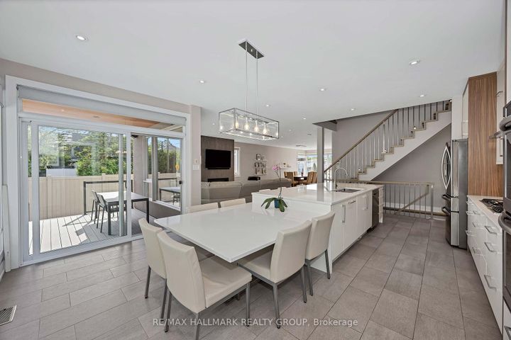 Photo 11 at 88 Withrow Avenue, Nepean (Meadowlands/St. Claire Gardens), Ottawa