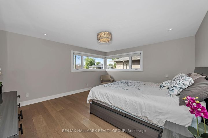 Photo 26 at 88 Withrow Avenue, Nepean (Meadowlands/St. Claire Gardens), Ottawa