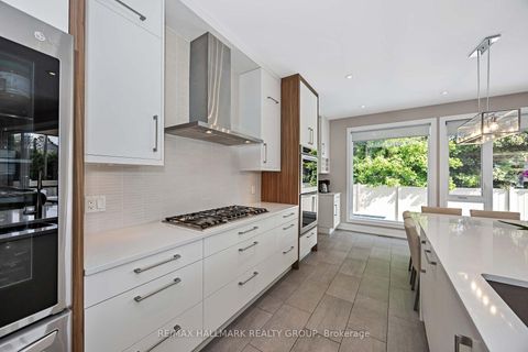 Photo 12 at 88 Withrow Avenue, Nepean (Meadowlands/St. Claire Gardens), Ottawa