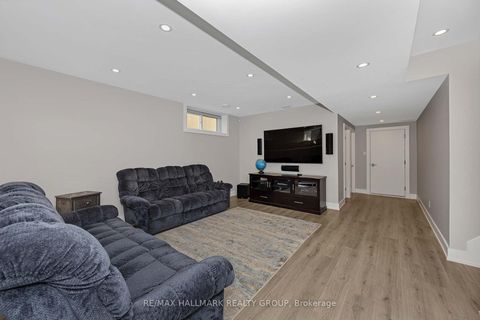 Photo 32 at 88 Withrow Avenue, Nepean (Meadowlands/St. Claire Gardens), Ottawa