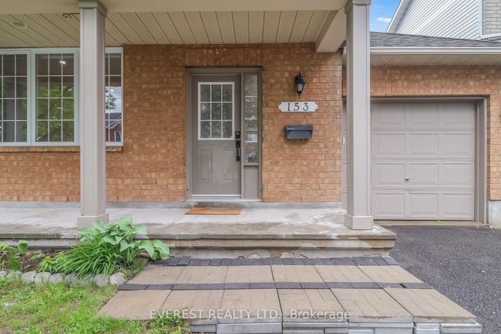 Photo 3 at 153 Cresthaven Drive, Nepean (Barrhaven East), Ottawa