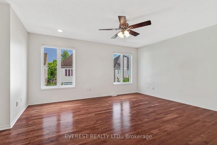 Photo 16 at 153 Cresthaven Drive, Nepean (Barrhaven East), Ottawa