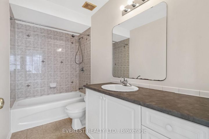 Photo 22 at 153 Cresthaven Drive, Nepean (Barrhaven East), Ottawa