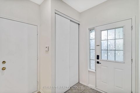 Photo 4 at 153 Cresthaven Drive, Nepean (Barrhaven East), Ottawa