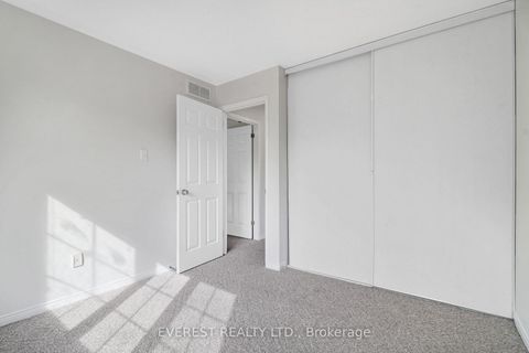 Photo 20 at 153 Cresthaven Drive, Nepean (Barrhaven East), Ottawa