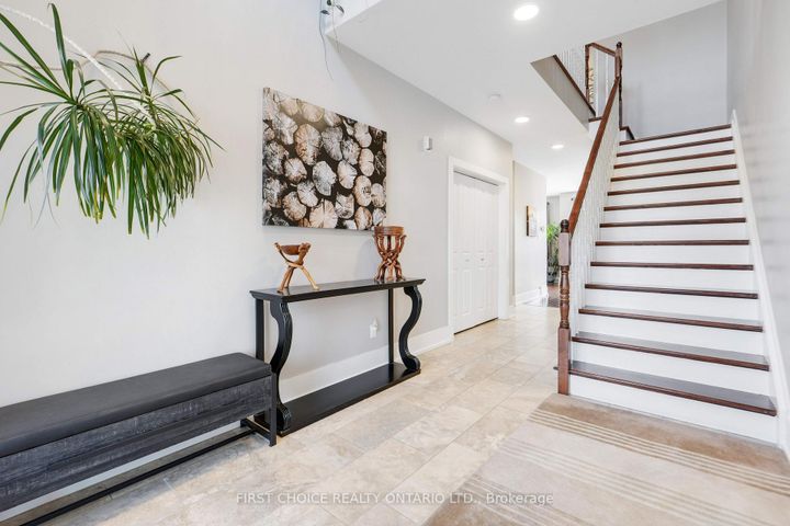Photo 3 at 38 Withrow Avenue, Nepean (Meadowlands/St. Claire Gardens), Ottawa