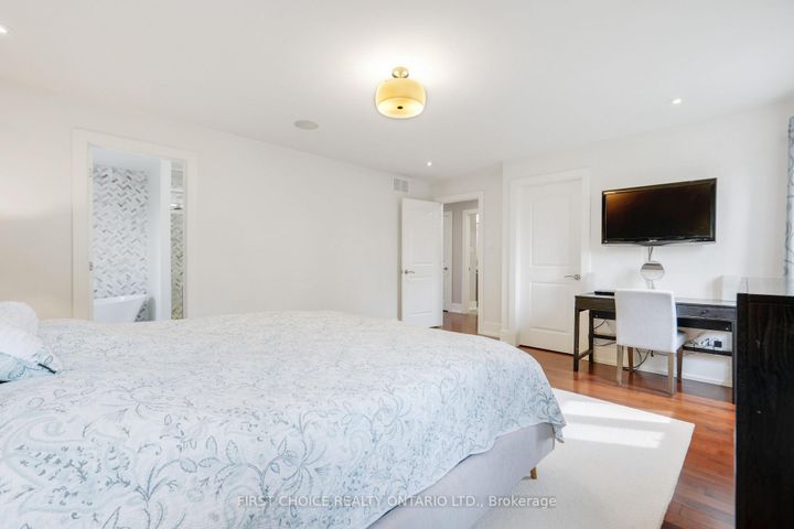 Photo 20 at 38 Withrow Avenue, Nepean (Meadowlands/St. Claire Gardens), Ottawa