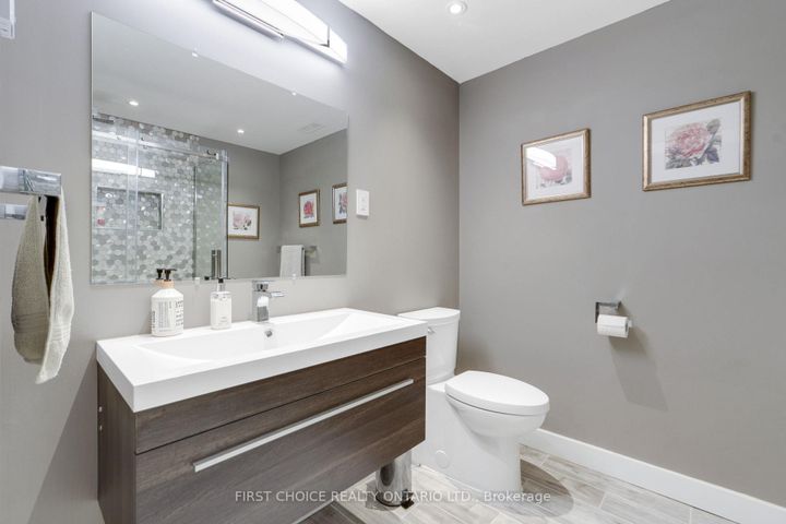 Photo 35 at 38 Withrow Avenue, Nepean (Meadowlands/St. Claire Gardens), Ottawa