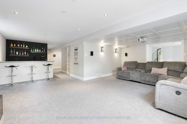 Photo 40 at 38 Withrow Avenue, Nepean (Meadowlands/St. Claire Gardens), Ottawa
