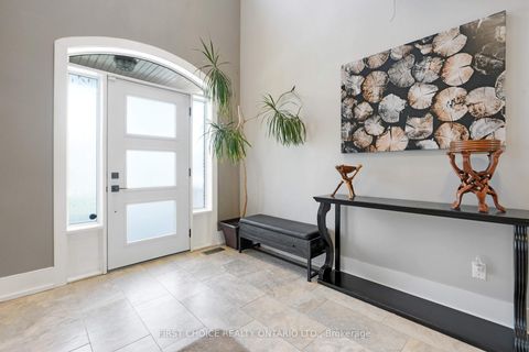 Photo 2 at 38 Withrow Avenue, Nepean (Meadowlands/St. Claire Gardens), Ottawa