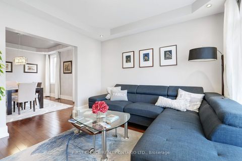 Photo 6 at 38 Withrow Avenue, Nepean (Meadowlands/St. Claire Gardens), Ottawa