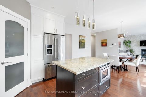 Photo 11 at 38 Withrow Avenue, Nepean (Meadowlands/St. Claire Gardens), Ottawa