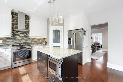 Photo 12 at 38 Withrow Avenue, Nepean (Meadowlands/St. Claire Gardens), Ottawa