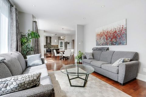 Photo 18 at 38 Withrow Avenue, Nepean (Meadowlands/St. Claire Gardens), Ottawa