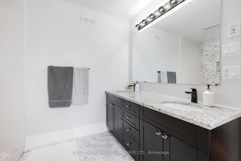 Photo 22 at 38 Withrow Avenue, Nepean (Meadowlands/St. Claire Gardens), Ottawa