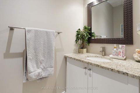 Photo 31 at 38 Withrow Avenue, Nepean (Meadowlands/St. Claire Gardens), Ottawa