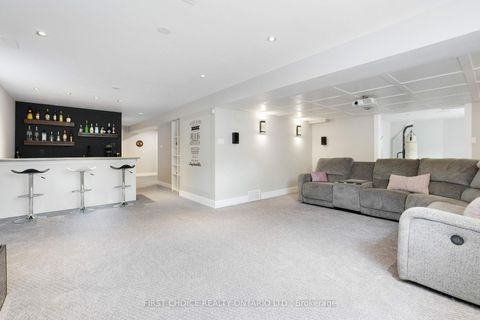 Photo 40 at 38 Withrow Avenue, Nepean (Meadowlands/St. Claire Gardens), Ottawa