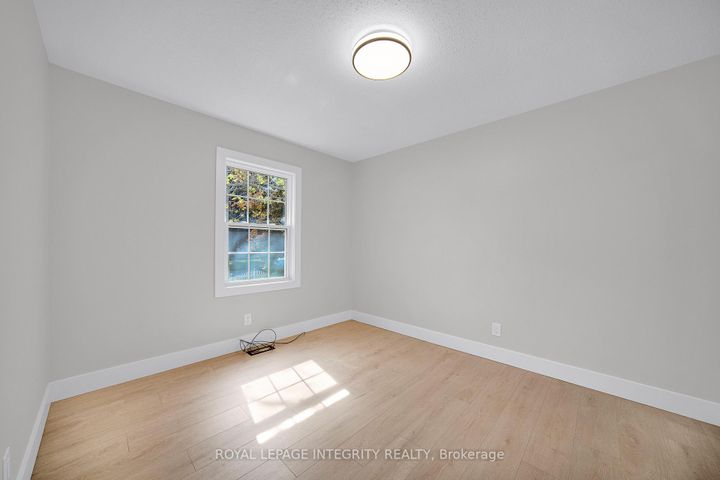 Photo 28 at 53 Overlake Drive, Nepean (Borden Farm/Stewart Farm/Carleton Heights/Parkwood Hills), Ottawa