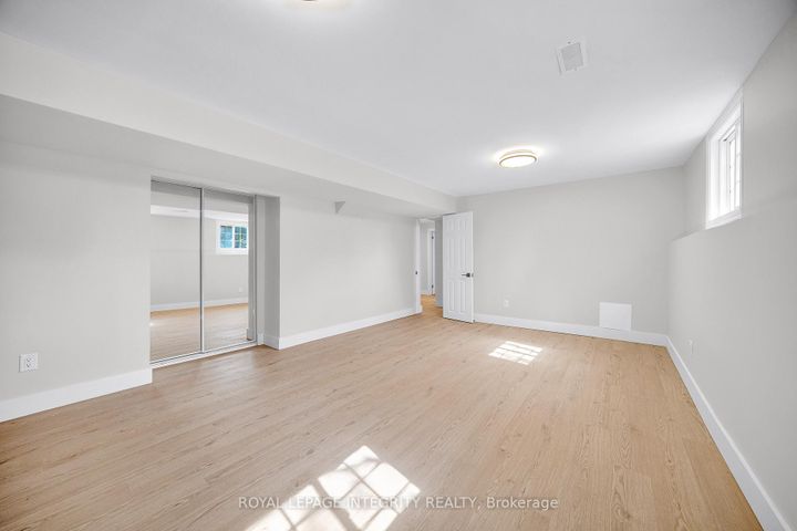Photo 35 at 53 Overlake Drive, Nepean (Borden Farm/Stewart Farm/Carleton Heights/Parkwood Hills), Ottawa
