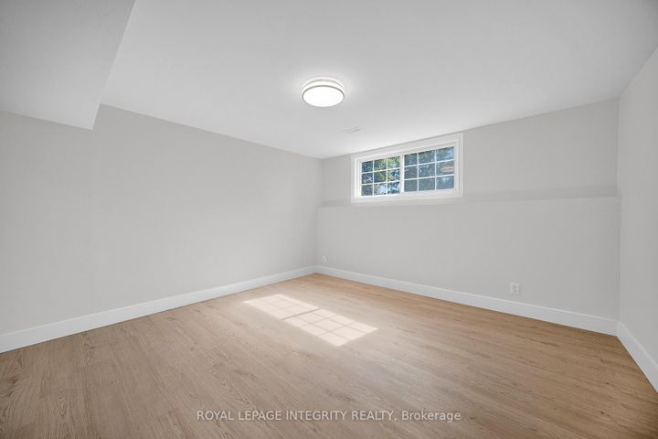 Photo 37 at 53 Overlake Drive, Nepean (Borden Farm/Stewart Farm/Carleton Heights/Parkwood Hills), Ottawa