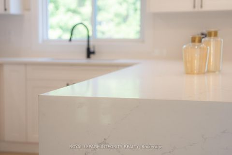 Photo 19 at 53 Overlake Drive, Nepean (Borden Farm/Stewart Farm/Carleton Heights/Parkwood Hills), Ottawa