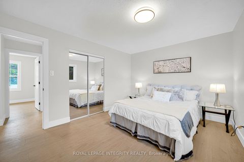 Photo 22 at 53 Overlake Drive, Nepean (Borden Farm/Stewart Farm/Carleton Heights/Parkwood Hills), Ottawa