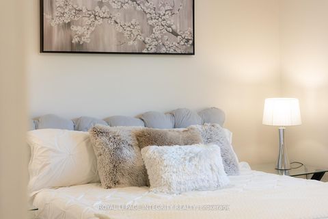 Photo 24 at 53 Overlake Drive, Nepean (Borden Farm/Stewart Farm/Carleton Heights/Parkwood Hills), Ottawa
