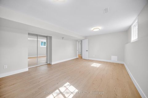 Photo 35 at 53 Overlake Drive, Nepean (Borden Farm/Stewart Farm/Carleton Heights/Parkwood Hills), Ottawa