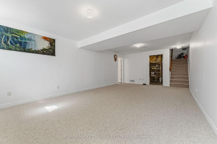 Photo 14 at 37 Cresthaven Drive, Nepean (Barrhaven East), Ottawa