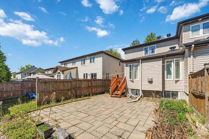 Photo 19 at 37 Cresthaven Drive, Nepean (Barrhaven East), Ottawa