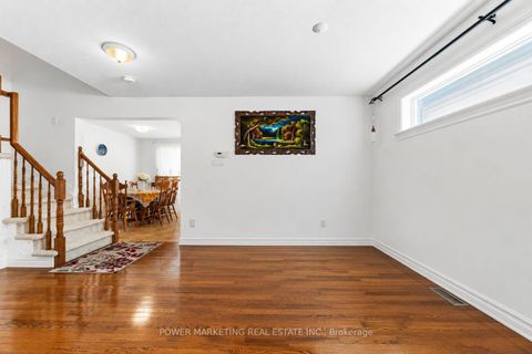 Photo 3 at 37 Cresthaven Drive, Nepean (Barrhaven East), Ottawa