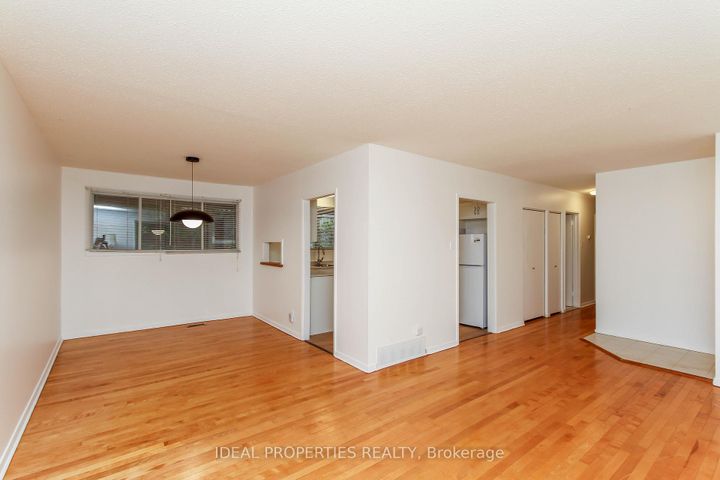 Photo 6 at 2699 Stone Crescent, Nepean (Redwood Park), Ottawa