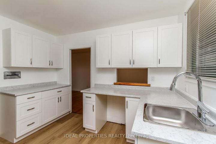 Photo 10 at 2699 Stone Crescent, Nepean (Redwood Park), Ottawa